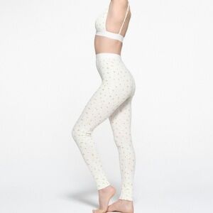 SKIMS White Floral Women's Leggings